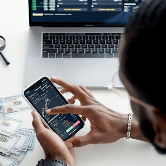 RinggitEdge AI crypto investment experts team